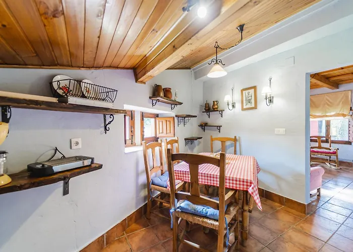El Colono El Uncar Country house *